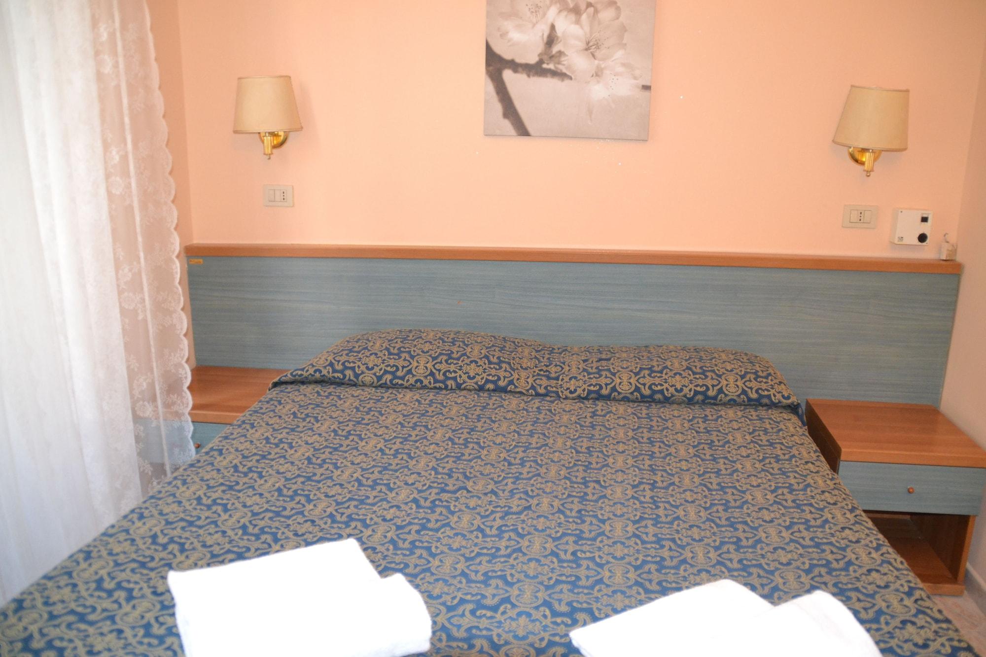 Hotel Castelfidardo Рим Экстерьер фото
