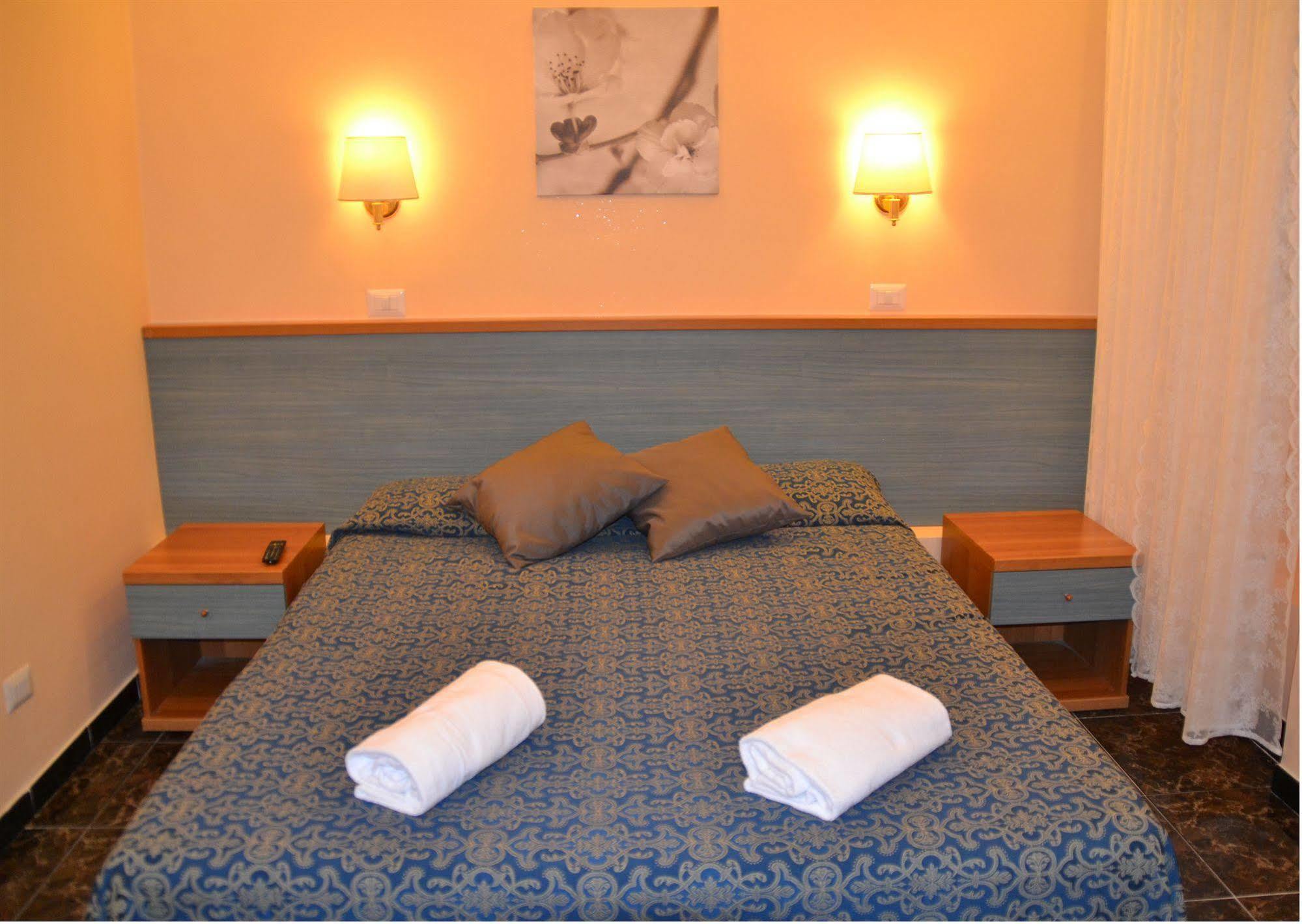 Hotel Castelfidardo Рим Экстерьер фото